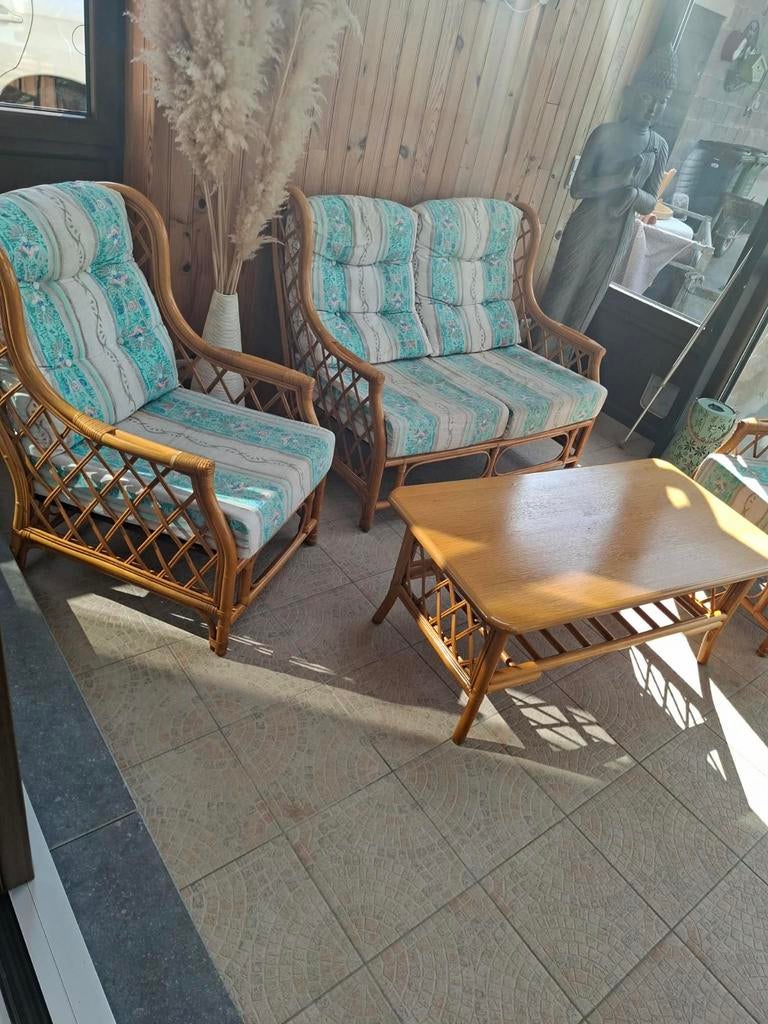 Salon de jardin 4 places avec coussins + table, Jardin & Terrasse, Enlèvement, 4 places