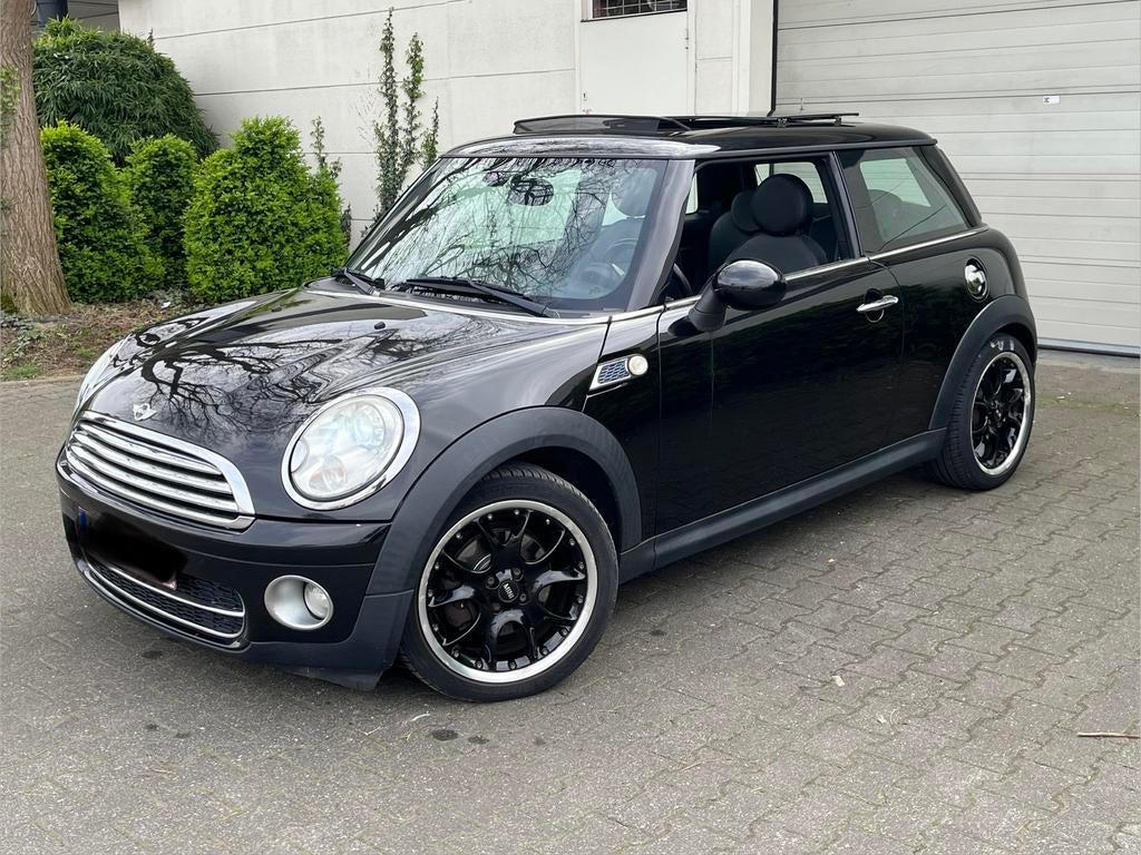 Mini cooper prêt à immatriculer, Auto's, Mini, Particulier, Cooper, Automatische klimaatregeling, Diesel, Automaat, Leder, Onderhoudsboekje