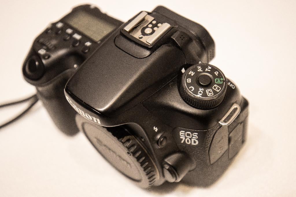 Canon EOS 70D, TV, Hi-fi & Vidéo, Enlèvement ou Envoi, Comme neuf, Reflex miroir, Canon