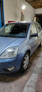 Ford fiesta 1.4 2004, Auto's, Ford, Voorwielaandrijving, 4 cilinders, Blauw, Handgeschakeld