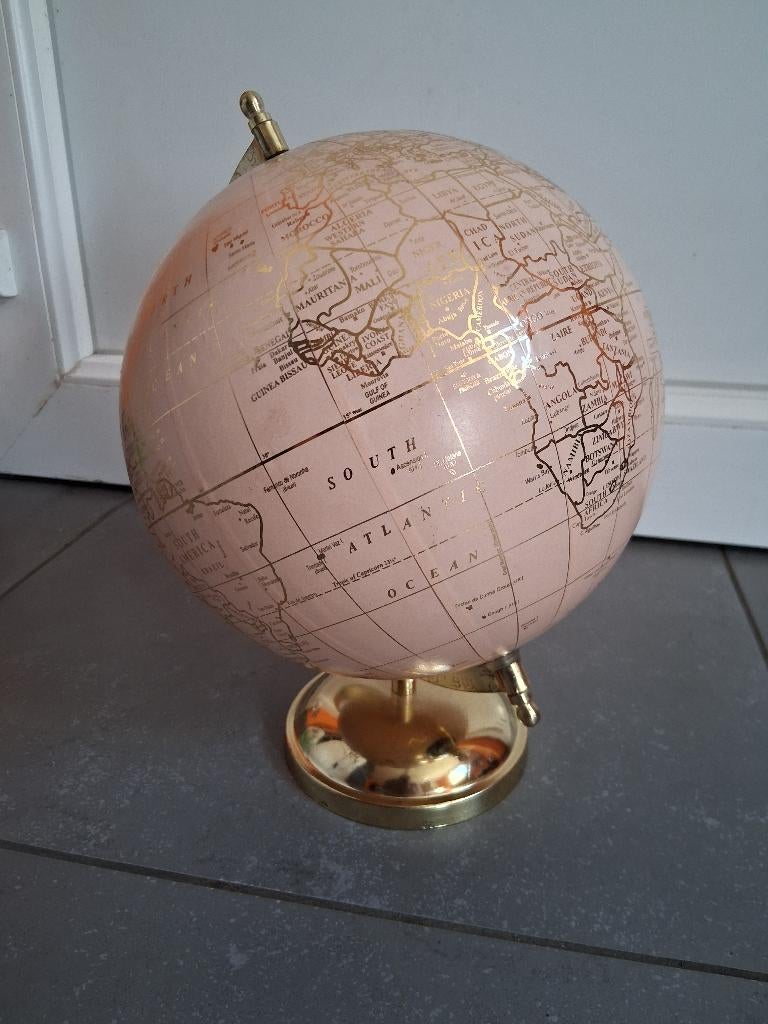 Mappemonde (Maisons du Monde), Maison & Meubles, Accessoires pour la Maison | Globes, Enlèvement, Comme neuf