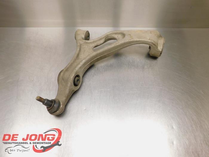 Bras de suspension avant droit d'un Volkswagen Touareg, Autos : Pièces & Accessoires, Suspension & Châssis, Volkswagen, Utilisé
