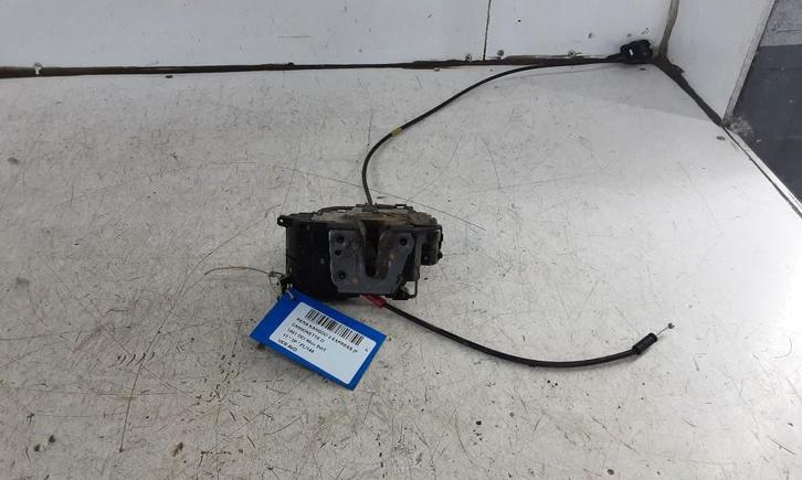 SERRURE DE PORTE AVANT DROITE Renault Kangoo Express (FW), Autos : Pièces & Accessoires, Carrosserie & Tôlerie, Renault, Avant