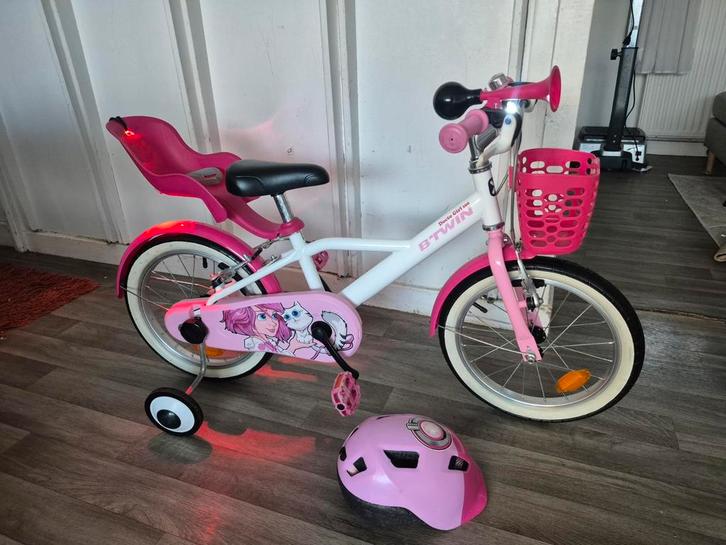 Vélo fille 16pouces, Vélos & Vélomoteurs, Vélos | Vélos pour enfant, Comme neuf, 16 à 20 pouces, Stabilisateurs, Enlèvement