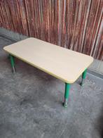 Tafel voor kinderen  kinderopvang onthaalouder, Ophalen, Gebruikt, Tafel(s)