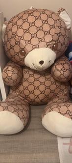 Grote Gucci teddybeer, Verzamelen, Beren en Cherished Teddies, Ophalen, Zo goed als nieuw