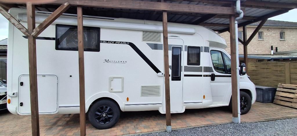 Florium 70LMF Black Pearl, Caravanes & Camping, Camping-cars, Particulier, jusqu'à 4, Semi-intégral, Autres marques, Fiat, 6 à 7 mètres