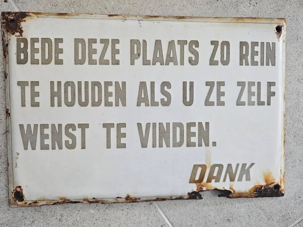 Emaillebord uit fabriek, Verzenden