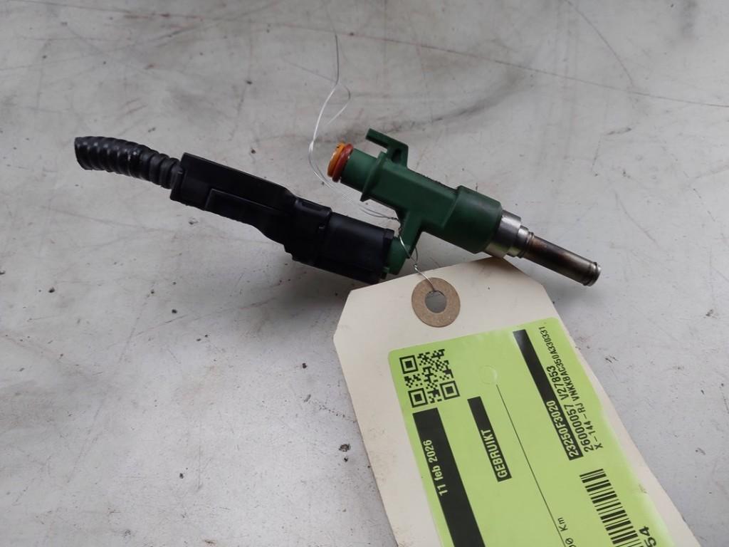 INJECTEUR Toyota Yaris IV (P21 / PA1 / PH1) (|23250F3020|), DENSO EUROPE B.V., Info@denso.nl, Toyota, Utilisé