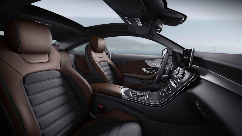 Mercedes-Benz C-klasse 200 Coupé Luxury Line | Panoramisch, Auto's, Mercedes-Benz, Automaat, 4 zetels, 4 cilinders, 184 pk