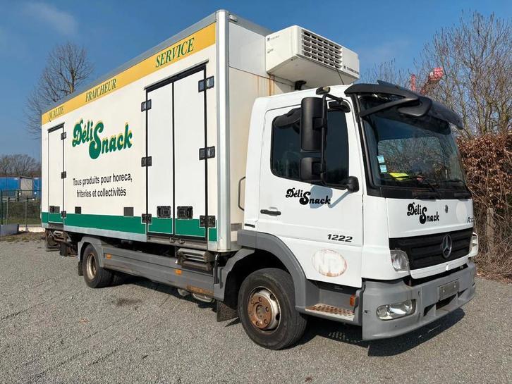 Mercedes-Benz Atego 1222 met Thermo King V-600 Max, Autos, Camions, Entreprise, Achat, ABS, Verrouillage central, Vitres électriques