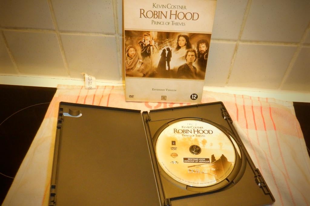 DVD 2 DISC Special Edition Robin Hood Prince Of Thieves., À partir de 12 ans, Enlèvement ou Envoi, Comme neuf, Action
