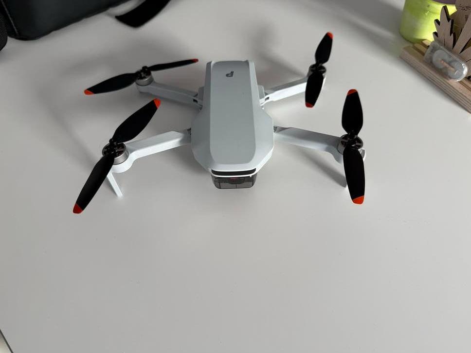 Super Drone Potensic ATOM 2 Fly More Combo+Controller, Drone avec caméra, Potensic, Enlèvement ou Envoi, Moins de 250 g