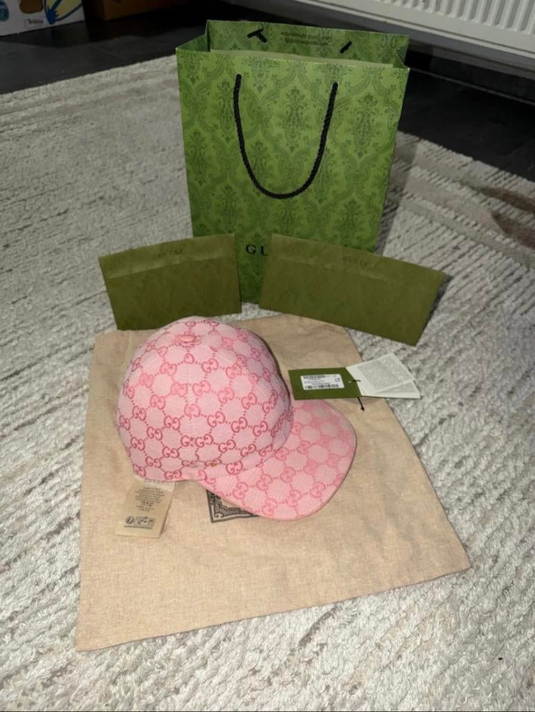 Gucci pet, Vêtements | Hommes, Enlèvement, Neuf, 58 ou 59 cm (L, 7¼ ou ⅜ pouces), Casquette