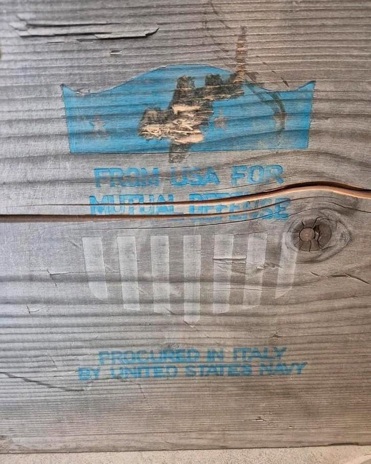 Vintage US Navy 40mm munitiekist (Italy, 1954), Verzamelen, Militaria | Algemeen, Marine, Ophalen of Verzenden