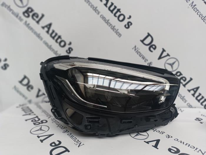 Phare droit d'un Mercedes E-Klasse, Autos : Pièces & Accessoires, 3 mois de garantie, Utilisé, -, -