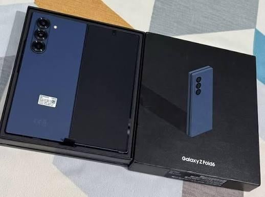 Samsung Z Fold 6 en parfait état de fonctionnement, Télécoms, Téléphonie mobile | Housses, Coques & Façades | Marques Autre, Enlèvement ou Envoi