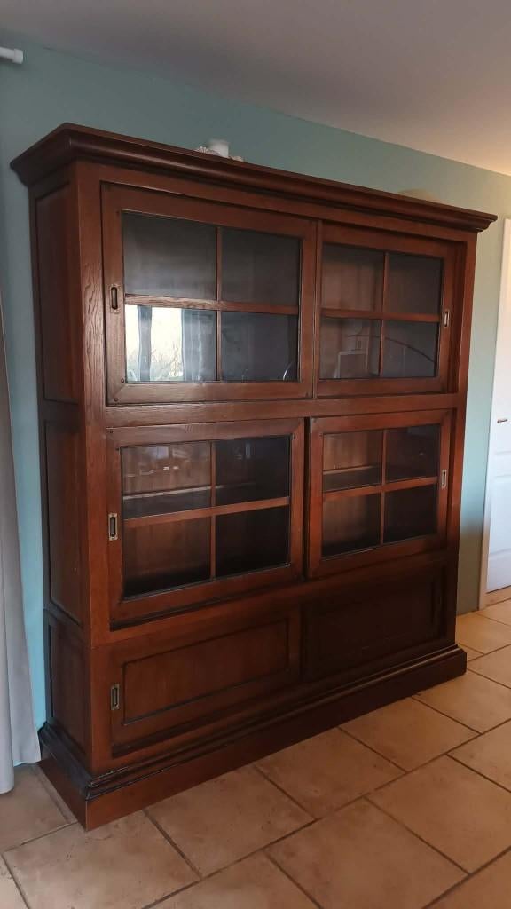 bibliothèque en chêne massif, Avec porte(s), Comme neuf, 100 à 150 cm, Enlèvement