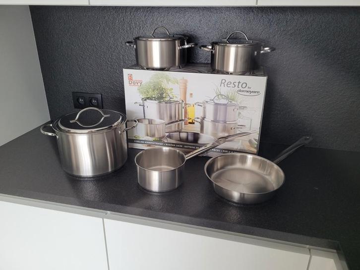 Resto by Demeyere – Nieuwe inox kookpottenset (5-delig), Huis en Inrichting, Keuken | Potten en Pannen, Pannenset, Inox, Ophalen of Verzenden