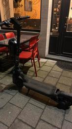 Ninebot g3 met begrenzer gaat 40, Fietsen en Brommers, Ophalen, Zo goed als nieuw, Elektrische step (E-scooter)
