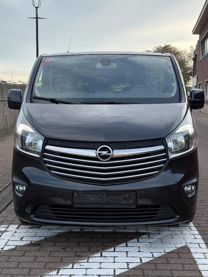 Opel Vivaro 1.6CDTI 120pk Euro 6b 2016 BTW 162000km Werkbus, Auto's, Bestelwagens en Lichte vracht, Bedrijf, Te koop, ABS, Airbags