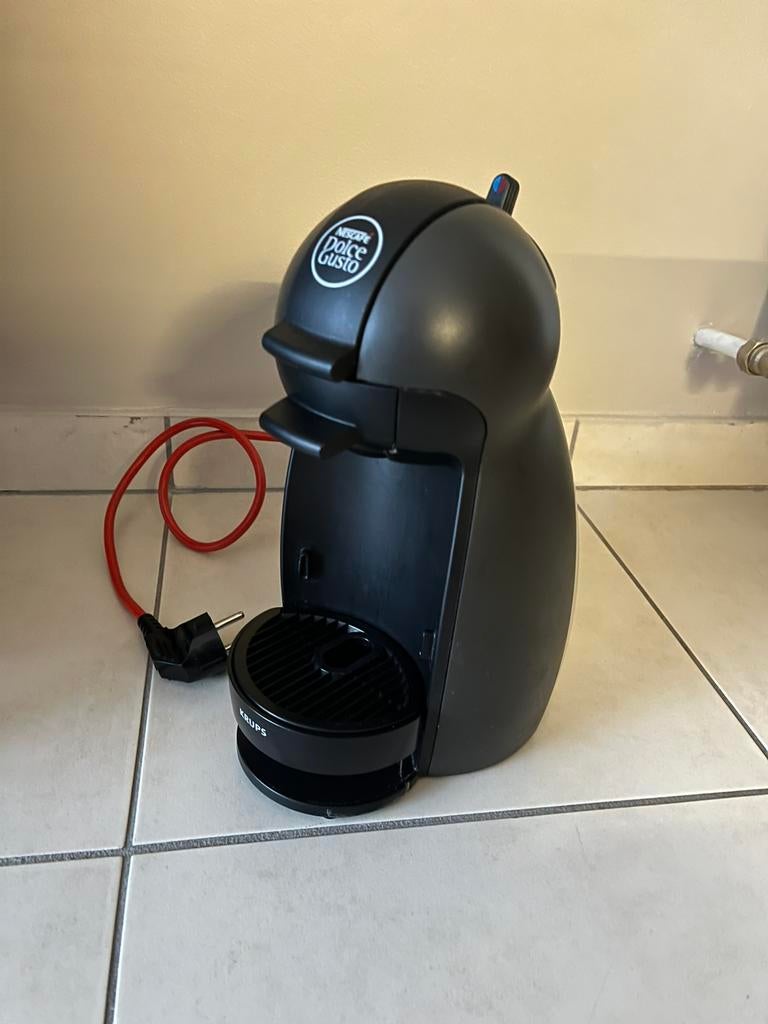 Dolce gusto koffiezet, Elektronische apparatuur, Koffiezetapparaten, Gebruikt, Koffiemachine, Ophalen of Verzenden, 1 kopje