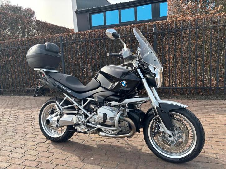 Bmw R 1200 R classic edition, Motos, Motos | BMW, Entreprise, Naked bike, plus de 35 kW, 2 cylindres, Permis Moto A, ABS, Transmission par cardan