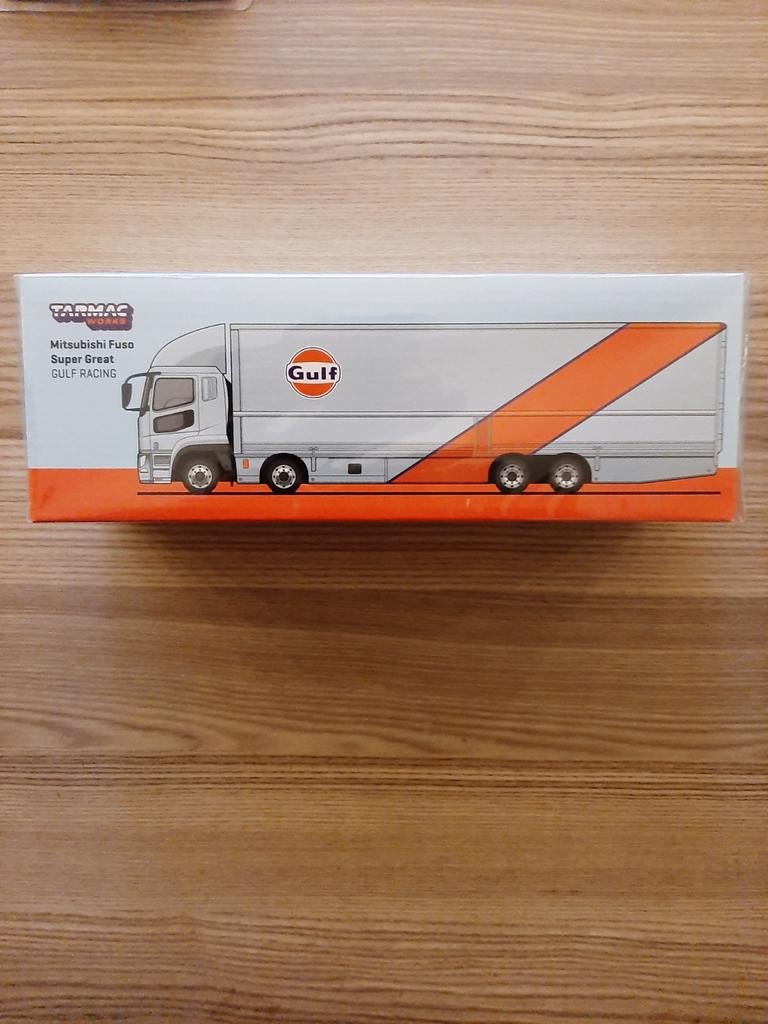 Tarmac Works Mitsubishi Fuso Gulf transporter, Ophalen of Verzenden, Nieuw, Bus of Vrachtwagen