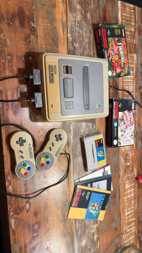 Nintendo Super Nintendo Entertainment System (SNES), Games en Spelcomputers, Spelcomputers | Nintendo Super NES, Zo goed als nieuw