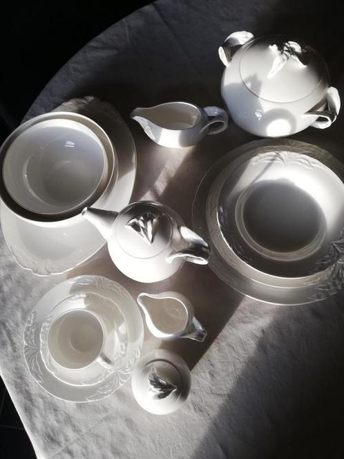 Service en porcelaine Villeroy et Boch, Antiquités & Art, Antiquités | Services (vaisselle) complet, Enlèvement ou Envoi