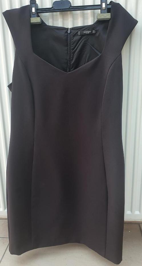 Zwarte jurk van Mango maat L, Kleding | Dames, Jurken, Zo goed als nieuw, Maat 42/44 (L), Zwart, Ophalen of Verzenden
