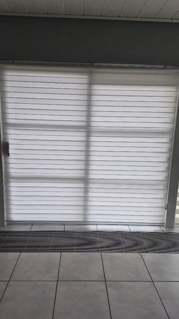 Luxaflex  rolgordijnen twist, Huis en Inrichting, Stoffering | Gordijnen en Lamellen, Zo goed als nieuw, 200 cm of meer, 200 cm of meer