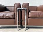 CASSINA LC2 FAUTEUIL, 2X, Huis en Inrichting, Verzenden, Zo goed als nieuw, Metaal, Design