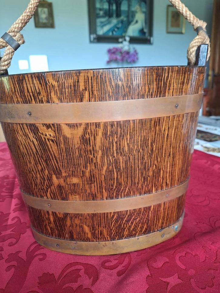 Opfrissing voor meerdere flessen witte wijn, Huis en Inrichting, Woonaccessoires | Schalen en Manden, Zo goed als nieuw, Ovaal