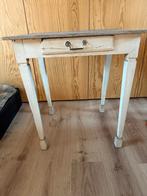 authentiek tafeltje in massief hout vintage, Antiek en Kunst, Curiosa en Brocante, Ophalen