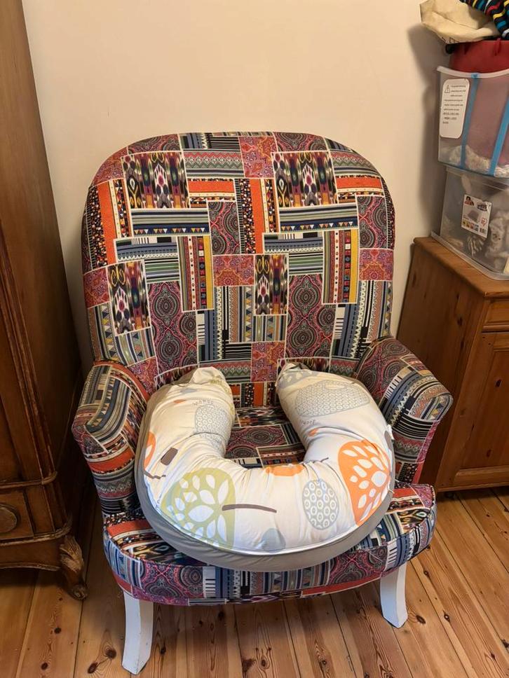 Fauteuil avec un grand dossier et accoudoirs, Huis en Inrichting, Fauteuils, Gebruikt, Stof, 75 tot 100 cm, 75 tot 100 cm, Ophalen