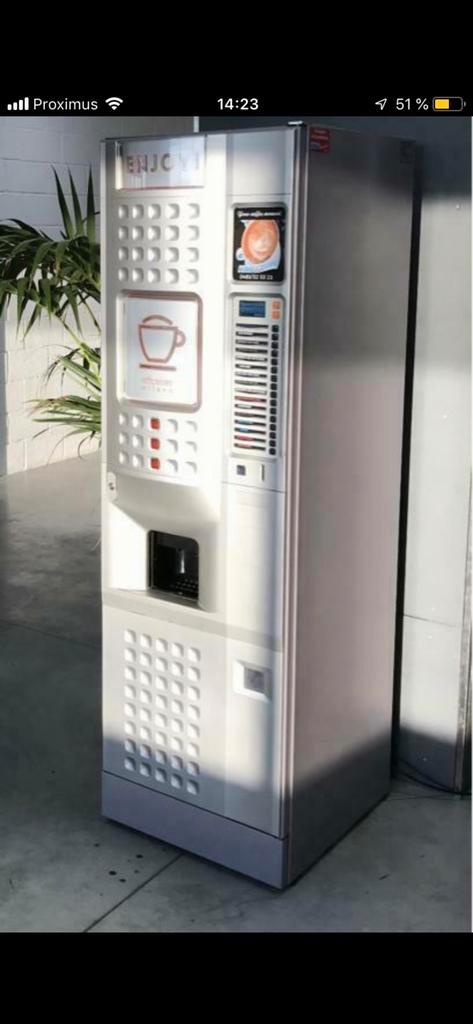 Distributeur machine à café boissons chaudes vending, Elektronische apparatuur, Koffiezetapparaten, Zo goed als nieuw