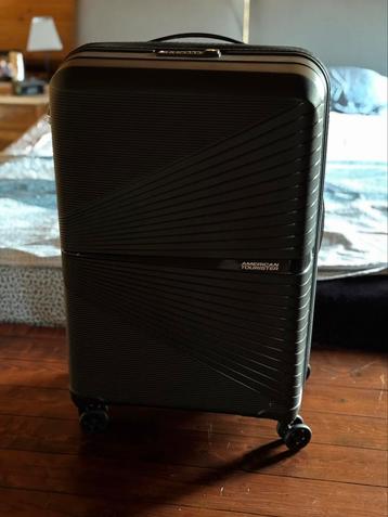 Hardcase grotere trolley is nieuw nooit gebruikt, Enlèvement, Comme neuf