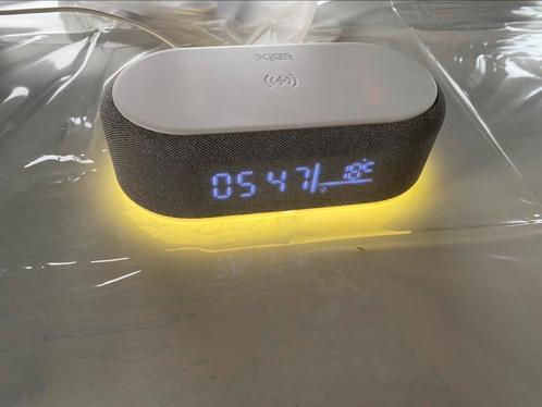 Bluetooth-wekker - inductielader, Elektronische apparatuur, Wekkers, Nieuw, Ophalen of Verzenden