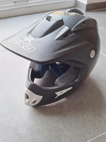 BMX helm beschikbaar voor biedingen