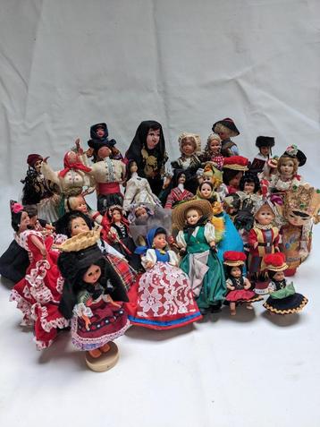 Collection de poupées folkloriques/vintage du monde entier, Enlèvement, Utilisé, Poupée