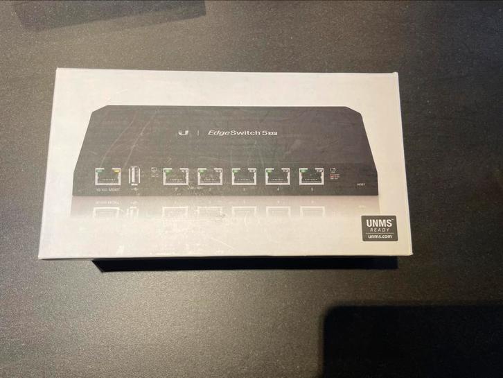 Ubiquiti EdgeSwitch, Computers en Software, Netwerk switches, Nieuw, Ophalen of Verzenden