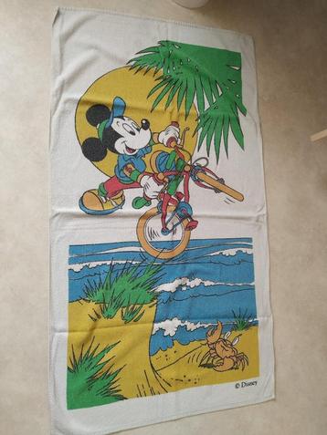 badhanddoek Disney Mickey mouse prijs is 7.5 euro beschikbaar voor biedingen