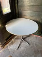 Ronde tafel, Ophalen, Gebruikt