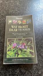 Gids van bloeiende planten - Wat bloeit daar?, Ophalen of Verzenden, D. Aichele