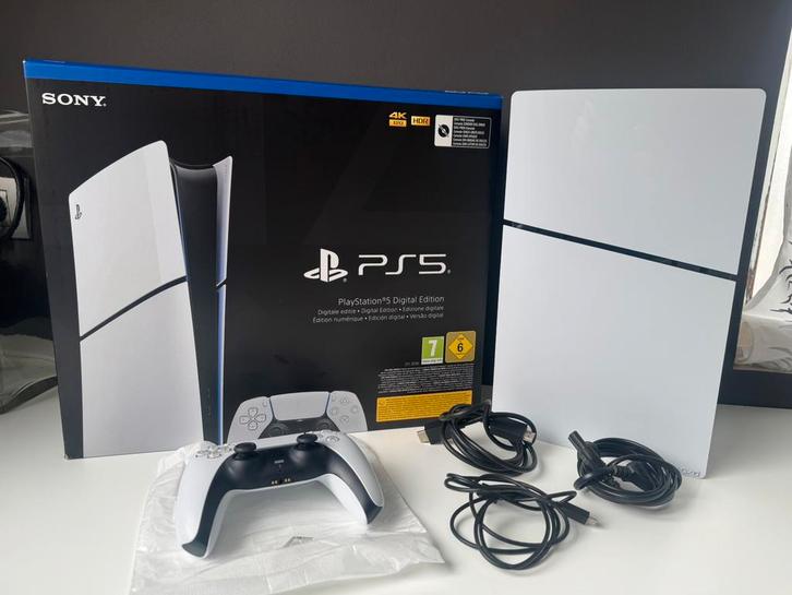Playstation 5 slim 1 TB perfecte staat met alles erbij!, Games en Spelcomputers, Spelcomputers | Sony PlayStation 5, Zo goed als nieuw