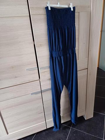 Jumpsuit maat smal  beschikbaar voor biedingen