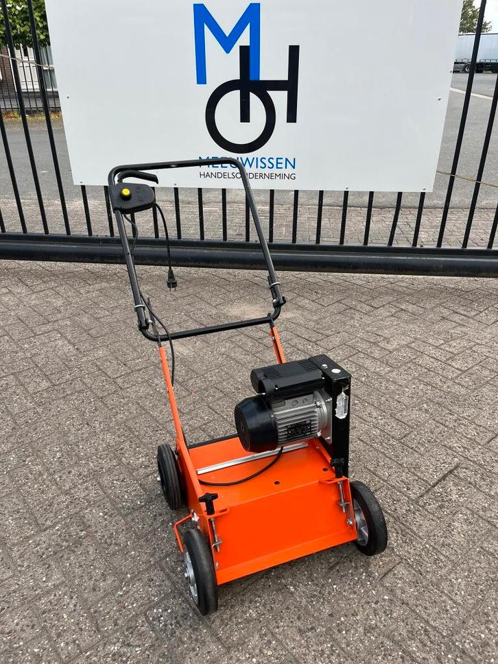 Eliet E401 elektrische verticuteermachine 40CM 230V, Jardin & Terrasse, Scarificateurs, Utilisé, Électrique, Enlèvement