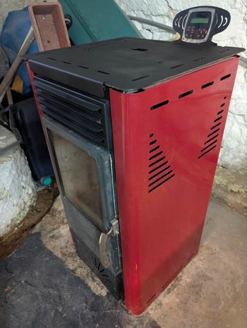 Pelletkachel - 6 kw - onderhoud gedaan beschikbaar voor biedingen