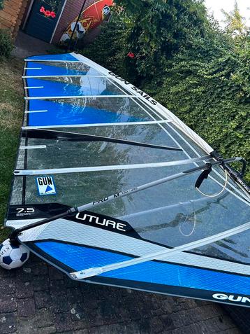 7.5 Gun Sails Future Freeride zeil in zeer goede conditie beschikbaar voor biedingen